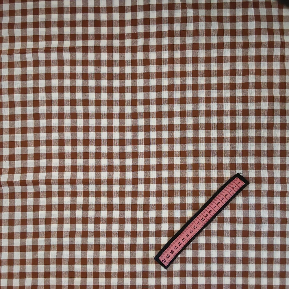 Plátno Káro, kostka 1cm hnědá