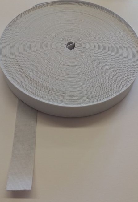 Pruženka pevná 2,5 cm bílá