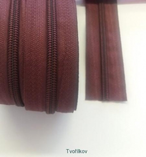 Zip bordo tmavý 181